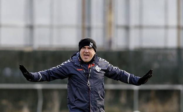Luis César durante un entrenamiento/