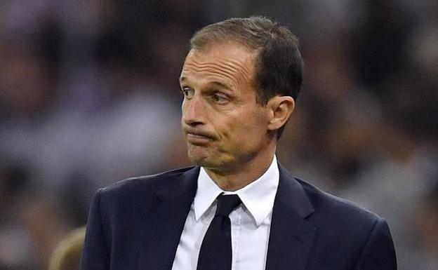 Allegri, durante la final de Cardiff. /Daniel Dal Zennaro (Efe)