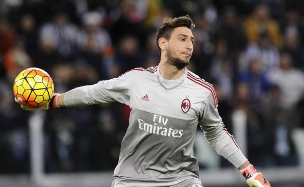 Donnarumma, con el Milan. /Reuters