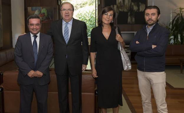 José María Crespo, Juan Vicente Herrera, Concha Hervella y Ion Antolín./El Norte