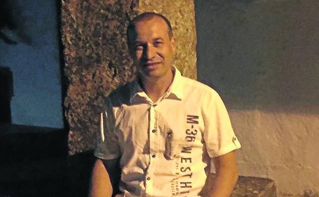 Juan Miguel Mata, alcalde de Garcibuey.