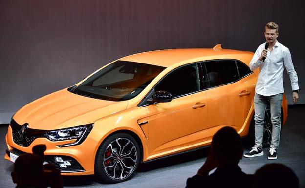 Nico Hülkenberg, piloto de Renault Sport Formula One Team y embajador de Renault Sport Cars en la presentación de Renault Mégane RS en el Salón del Automóvil de Fráncfort.