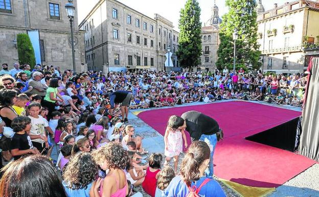 Una de las representaciones del Festival de Artes de Calle del pasado año.
