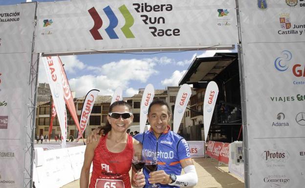 Pedro José Hernán y Carmen María Pérez, ganadores de la I Ribera Run Race.