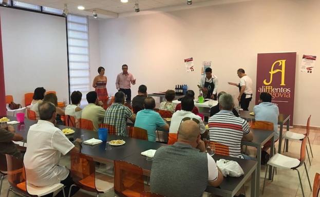 Una de las catas organizadas por Alimentos de Segovia a lo largo de este verano.