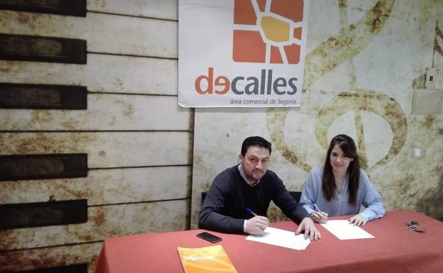 Javier Figueredo, presidente de Decalles y Marta Vázquez, fundadora de Jausia.