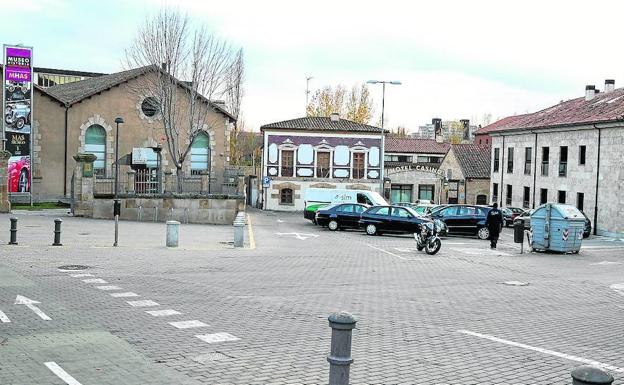 Plaza del Mercado Viejo, donde se instalará el Centro de Recepción de Visitantes. /WORD
