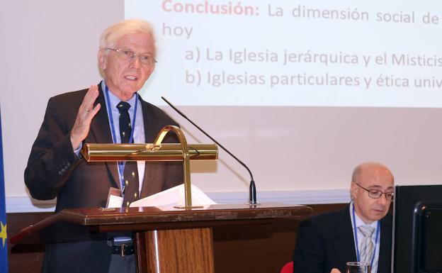 Gerd Theissen, durante la conferencia./Henar Sastre