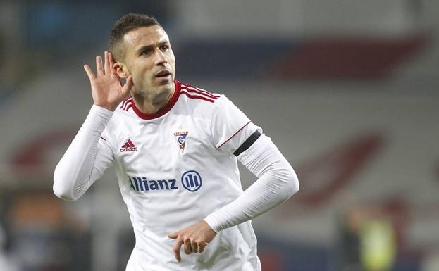 Igor Angulo celebra un gol con el Górnik Zabrze. /www.gornikzabrze.pl