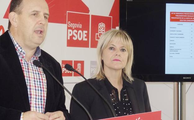 José Luis Aceves y Ana Agudíez, en la sede del PSOE./El Norte