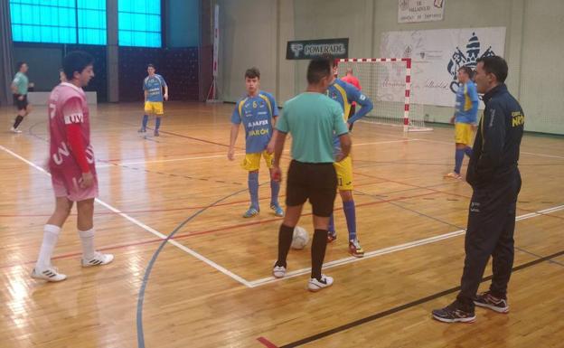 El Universidad de Valladolid roza el triunfo ante el Narón