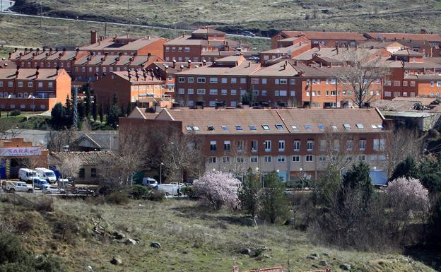 Parcela donde está prevista la construcción del instituto. /De Torre