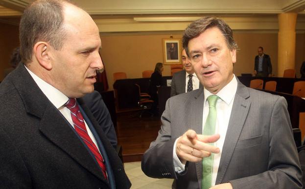 José Luis Aceves (PSOE) y Francisco Vázquez (PP). /A. De Torre