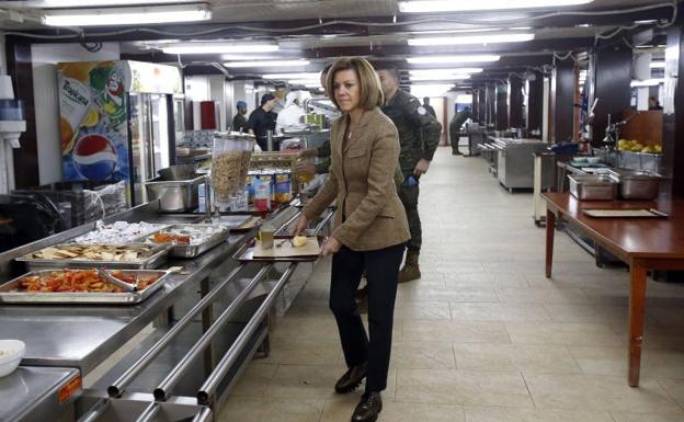 Cospedal, durante la visita.