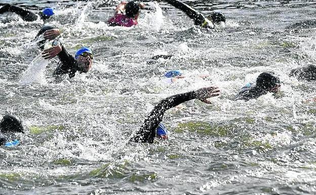 Paticipantes en el triatlón de Veracruz/WORD