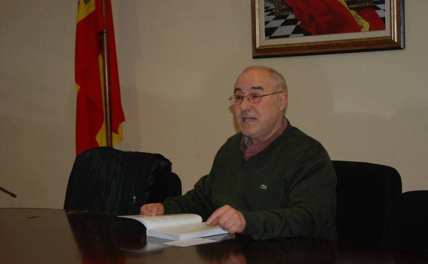 José Luis Puerto durante su intervención./M. J. G.
