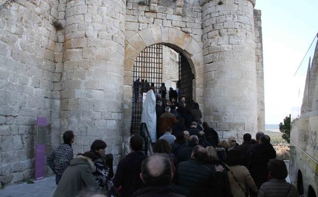 Visitantes acceden al Museo del Vino./A. O.