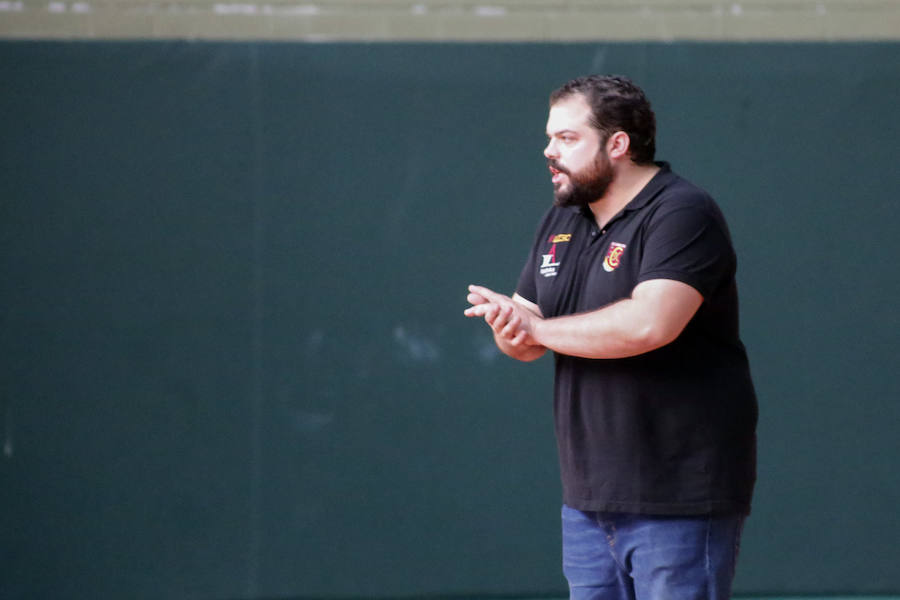 Víctor Rico, durante un partido de Aquimisa. /ANTORAZ