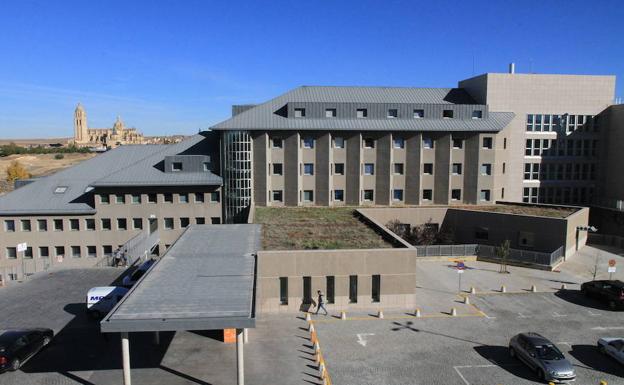 Exterior del Hospital de Segovia. /El Norte