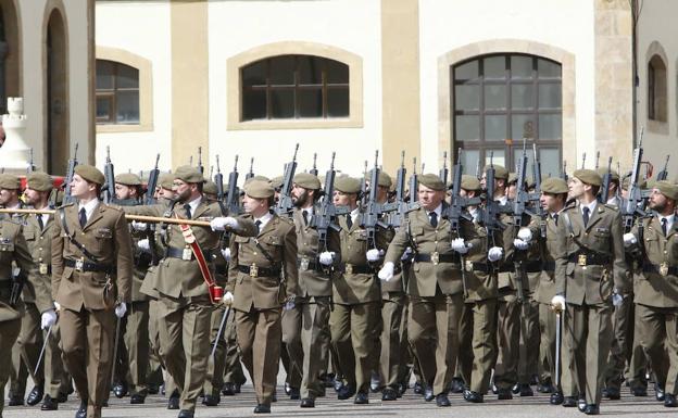 Militares del Regimiento de Ingenieros de Salamanca./LAYA