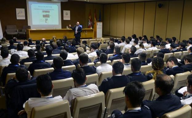 Un momento de las charlas en Adventia./PYME.INFO