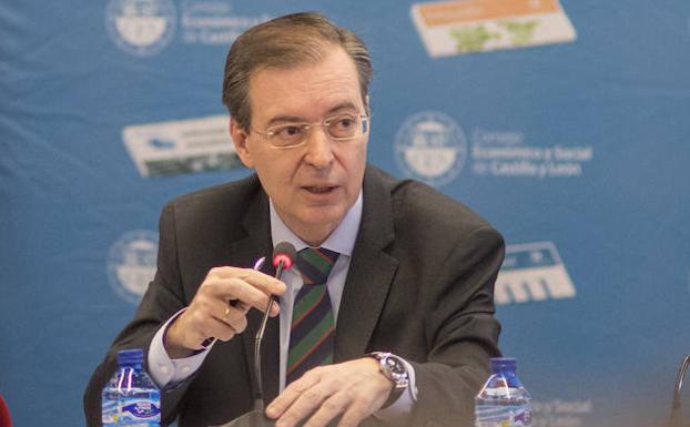 Pleno de reelección de Germán Barrios al frente del CES./ICAL