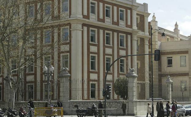 Sede de la Consejería de Sanidad en Valladolid. /Lara Alonso