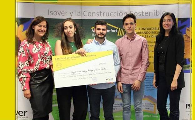 Los tres ganadores del primer premio../