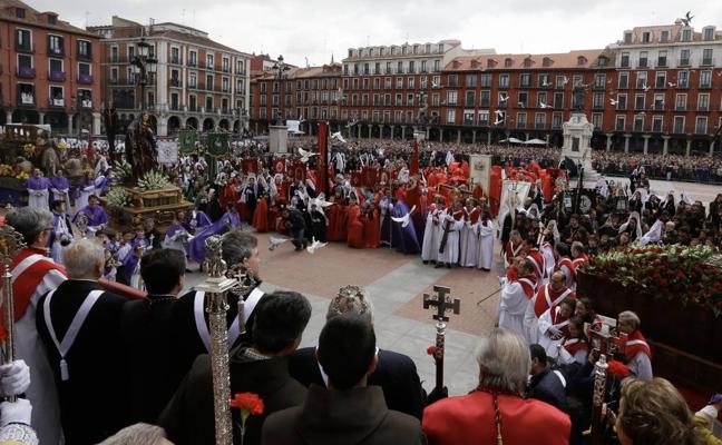 Encuentro en la Plaza Mayor./Gabriel Villamil