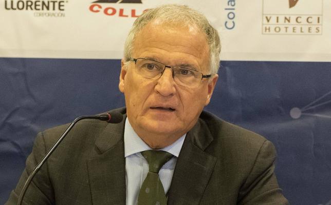 José Bou, expresidente de los empresarios catalanes, en el Foro Económico de El Norte./Ramón Gómez