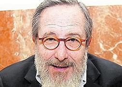 Pedro Erquicia, tras la conferencia sobre periodismo. :: A. QUINTERO/