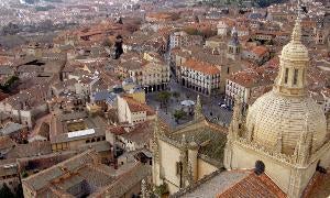 Panorámica del casco antiguo de Segovia. / El Norte/