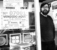 La administración de la calle Rizarzuela reparte 14.000 euros en el sorteo de El Niño