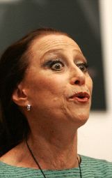 Maya Plisétskaya narra su azarosa, larga y exitosa carrera de artista/
