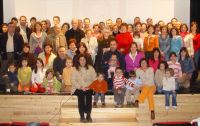 'Filis', 'Faroles', 'Marianillos' y 'Carteros', en el acto de presentación del libro familiar. / C. C./