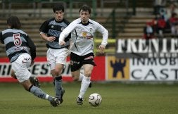Aritz (D), en su etapa en el Burgos CF./ EL NORTE/