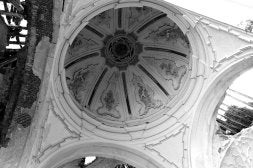 Cúpula de la iglesia de San Nicolás de Bari, en la villa abulense de Arévalo. / F. G. M./
