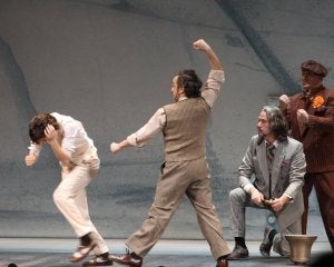 Una escena de la versión de 'Noche de Reyes'. :: H. SASTRE/