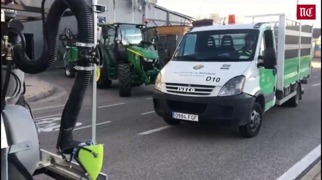 VIDEO: Valladolid incorpora dos tractores a su equipo de desinfección