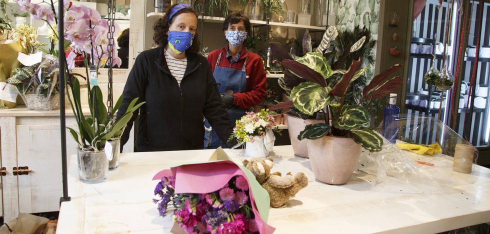 Coronavirus en Valladolid: «Las flores por el Día de la Madre sirven para  decir: 'No te veo, pero te quiero'» | El Norte de Castilla