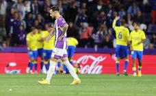 Iván Sánchez, cabizbajo tras perder frente al Cádiz./José C. Castillo